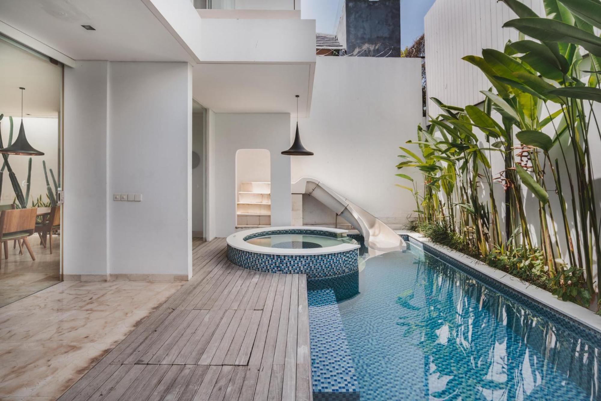 Royal Three Bedroom Villa Private Pool & Waterslide